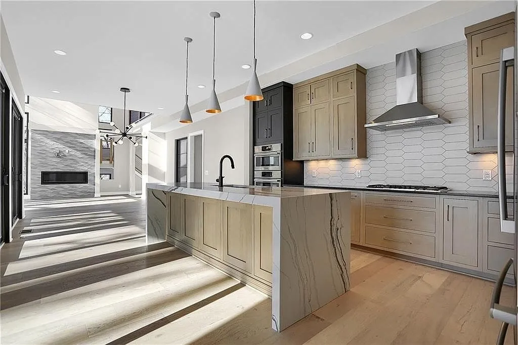 Tile flooring | Kastran Karpets